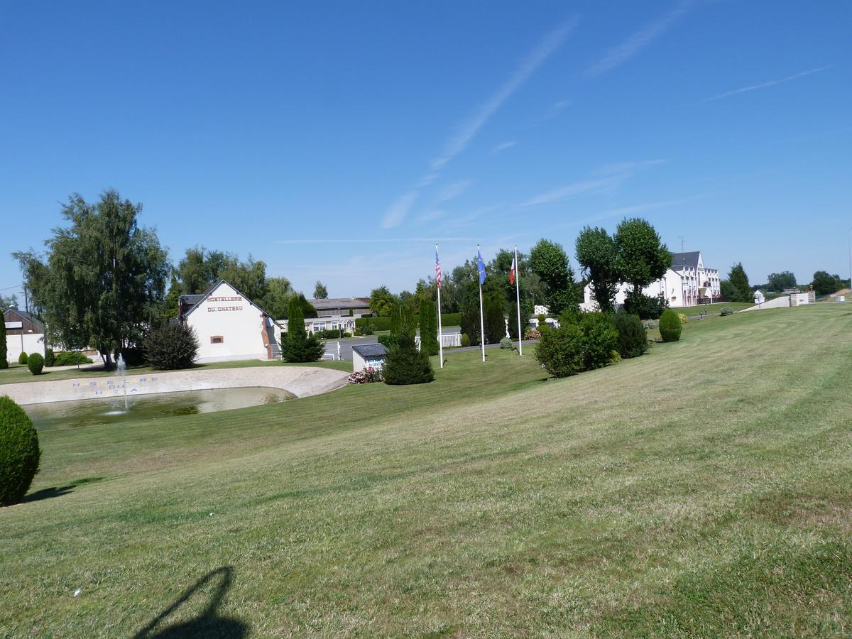Hostellerie Du Chateau Saint-Pere-sur-Loire Екстер'єр фото